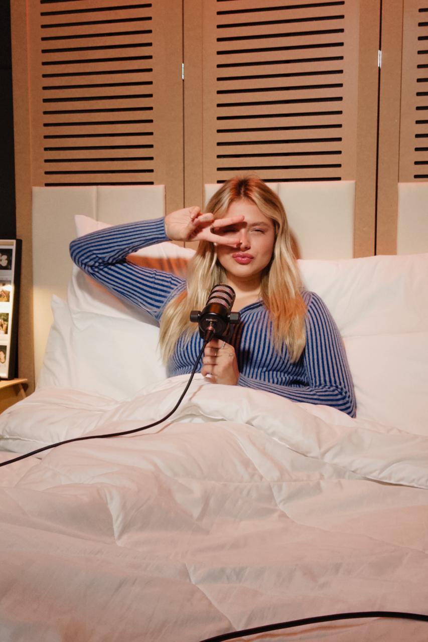 Laura Schadeck estreia o podcast “Melhor na Cama” no dia 16 de outubro
