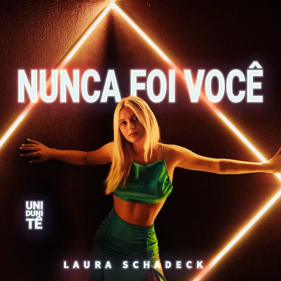 Preparada para seu último lançamento do ano, Laura Schadeck anuncia 